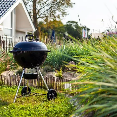 Kuestenzauber Kalifornien - Mit Hund - Komplett Eingezaeunter Grosser Garten - Sauna Und Kamin - Im Sommer Strandkorb Inklusive בית נופש Schönberg in Holstein